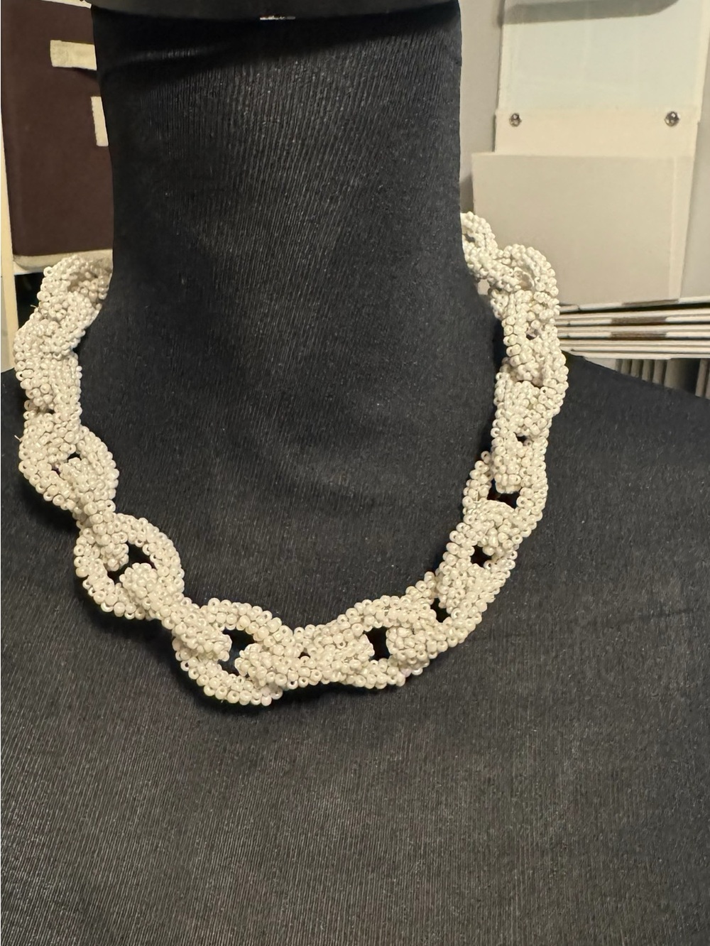 Chunky Chain Link Seed Bead White Choker Short Statement Necklace Toggle Closure